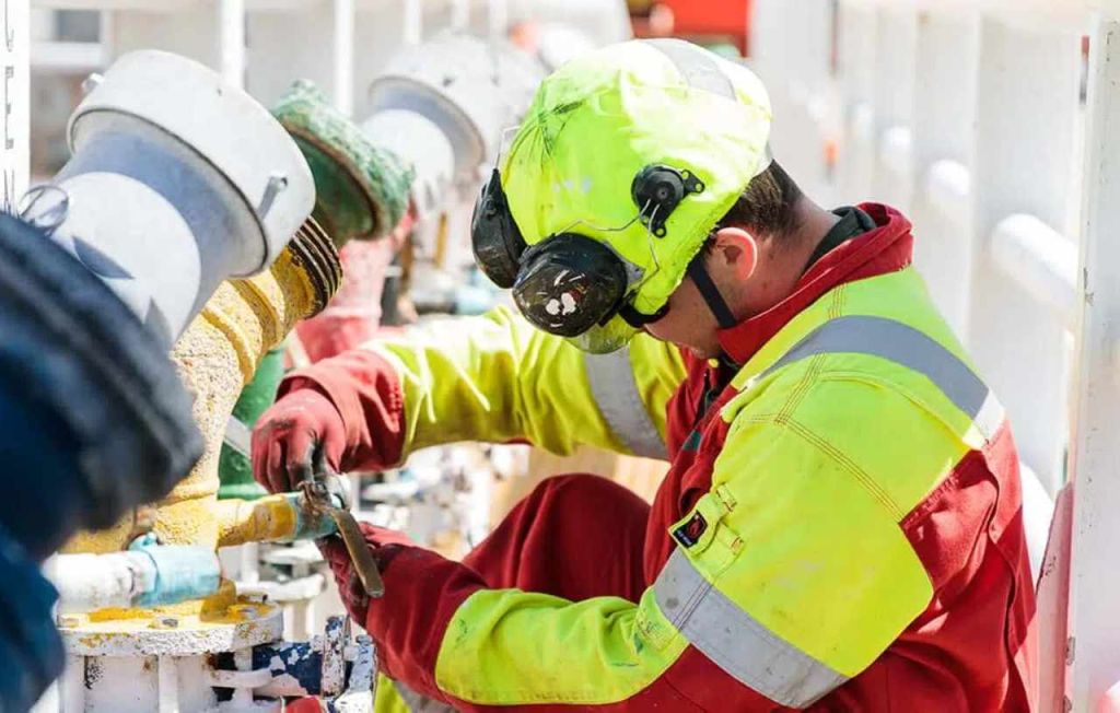 technical-services-1024x652